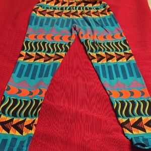 Vibrant Geometric Leggings